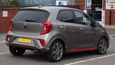 Kia Picanto GT-Line gris de tres cuartos trasero