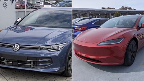 Volkswagen Golf y Tesla Model 3 uno junto al otro, en una imagen dividida en dos mitades